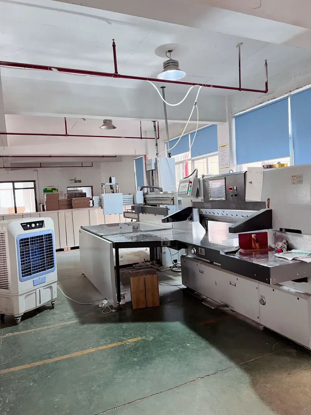 Large cutting equipment
